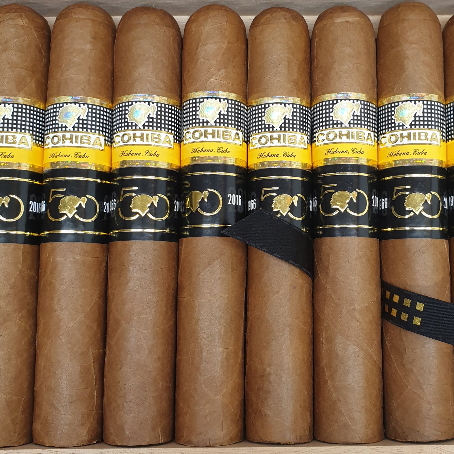 Lot 312 - Cohiba Majestuosos 1966 - Limited Edition Humidors - Uk Based ...