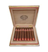 Lot 131 - Romeo y Julieta Maravilla 8