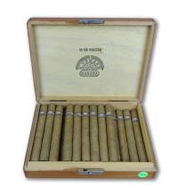 Lot 153 - H. Upmann Sir Winston