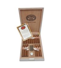 Lot 209 - Hoyo de Monterrey Petit Belicosos Travel Humidor 