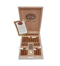 Lot 289 - Hoyo de Monterrey Petit Belicosos Travel Humidor 