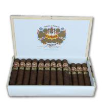 Lot 299 - H. Upmann Robustos