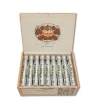 Lot 304 - H. Upmann Coronas Major 