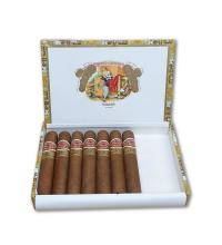 Lot 399 - Romeo y Julieta Wide Churchills 