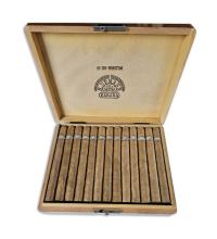 Lot 407 - H. Upmann Sir Winston