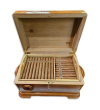 Lot 424 - Vegas Robaina 83 Aniversario humidor