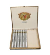 Lot 50 - Romeo y Julieta Churchills