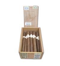 Lot 72 - Davidoff 4000