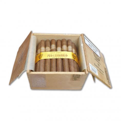 Lot 108 - Por Larranaga Petit Coronas 