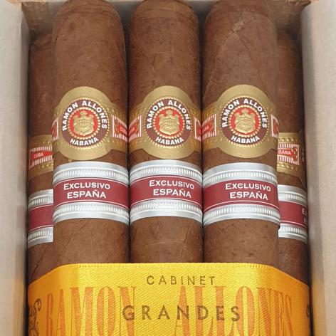 Lot 117 - Ramon Allones Grandes 