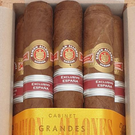 Lot 118 - Ramon Allones Grandes 