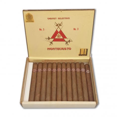 Lot 119 - Dunhill Montecristo No. 3 