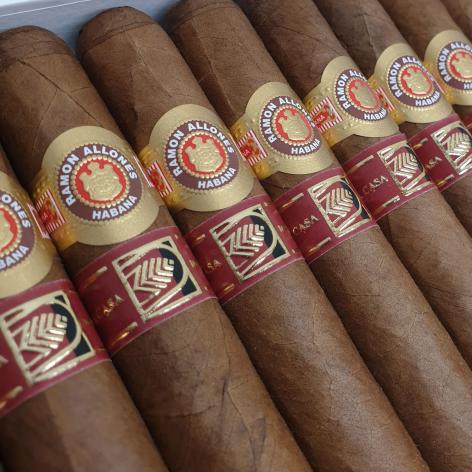 Lot 123 - Ramon Allones Superiores