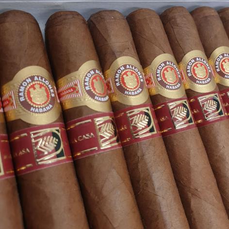 Lot 124 - Ramon Allones Superiores