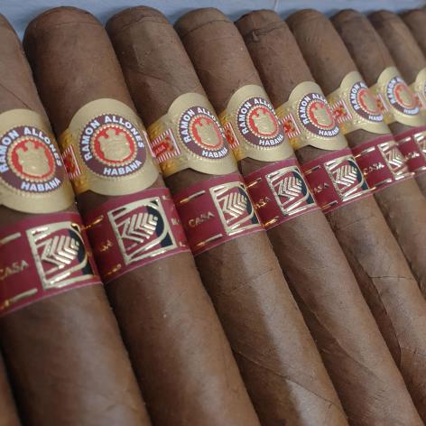 Lot 125 - Ramon Allones Superiores