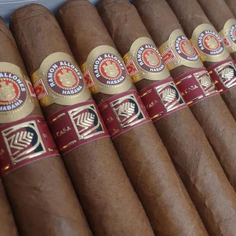 Lot 126 - Ramon Allones Superiores