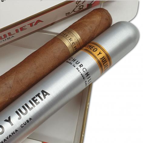 Lot 129 - Romeo y Julieta Churchills