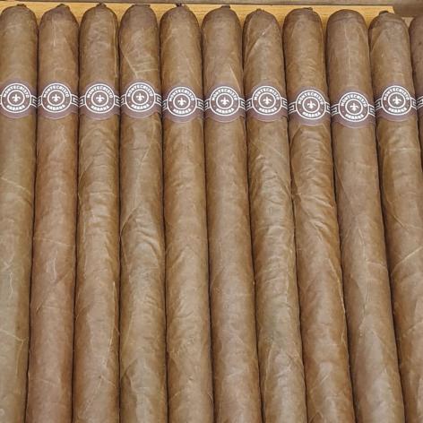 Lot 12 - Montecristo Especial