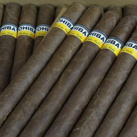 Lot 131 - Cohiba Esplendidos