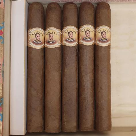 Lot 137 - Bolivar Petit Coronas 