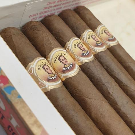 Lot 137 - Bolivar Petit Coronas 