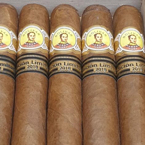 Lot 137 - Bolivar Soberano 