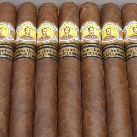 Lot 139 - Bolivar Super Coronas 