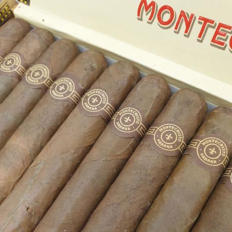 Lot 147 - Montecristo No. 4