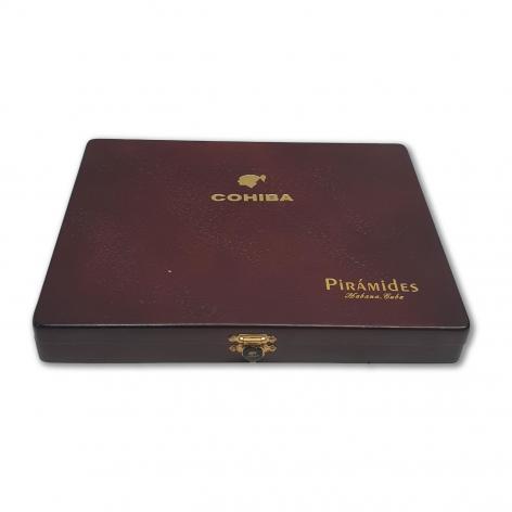 Lot 151 - Cohiba Piramides 