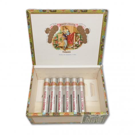 Lot 156 - Romeo y Julieta No. 2 