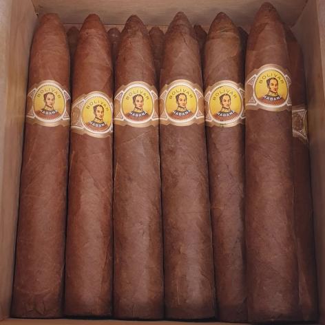 Lot 15 - Bolivar Belicosos Finos 