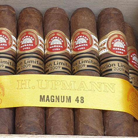 Lot 160 - H. Upmann Magnum 48 