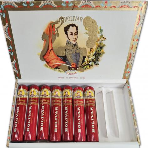 Lot 167 - Bolivar Royal coronas