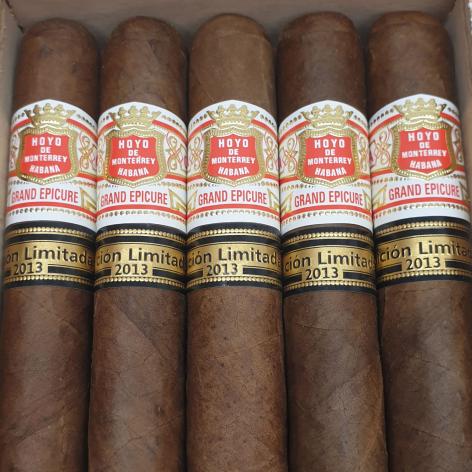 Lot 175 - Hoyo de Monterrey Grand Epicure 