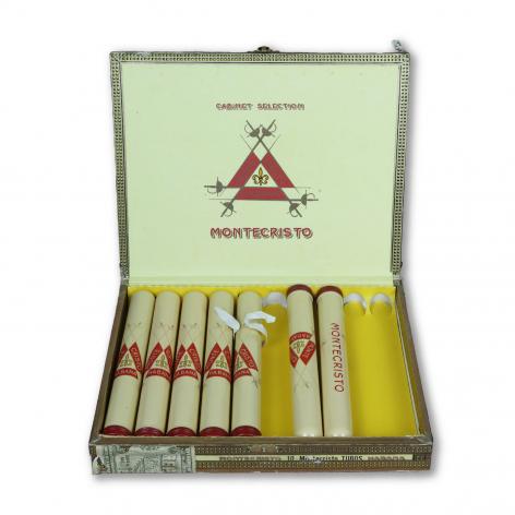 Lot 176 - Montecristo Tubos