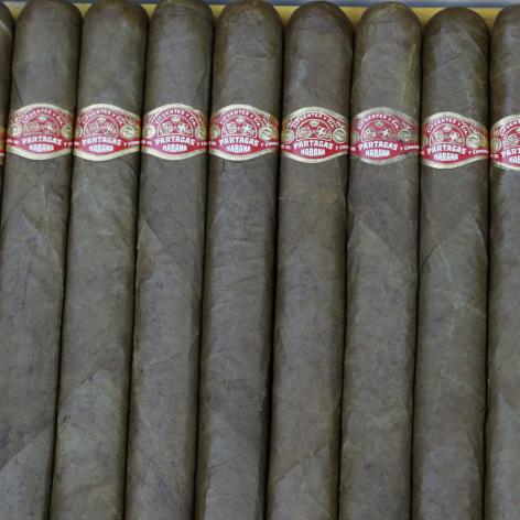 Lot 180 - Partagas Lusitanias