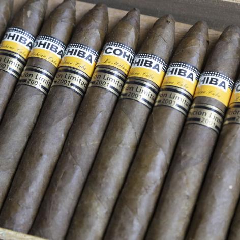 Lot 183 - Cohiba Piramides