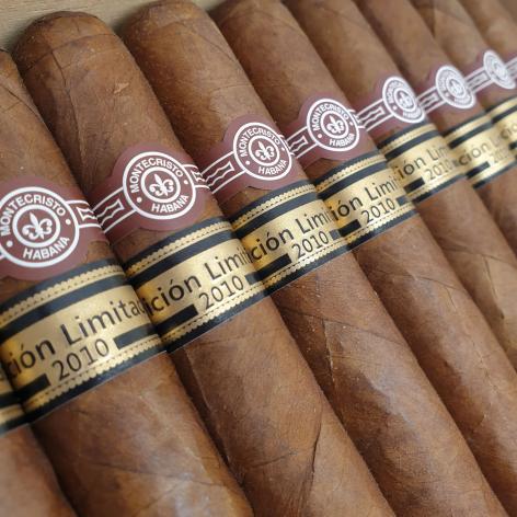 Lot 185 - Montecristo Grand Edmundo