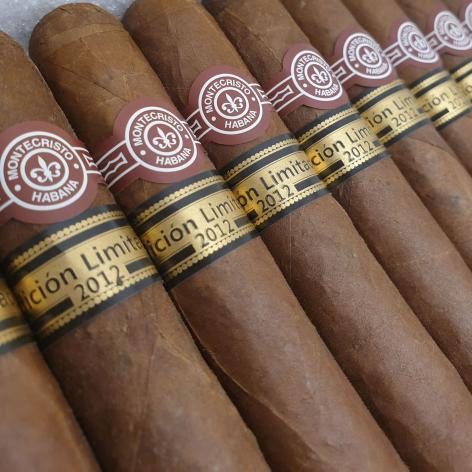 Lot 194 - Montecristo 520