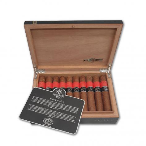 Lot 205 - Partagas Serie D. No.4 Reserva