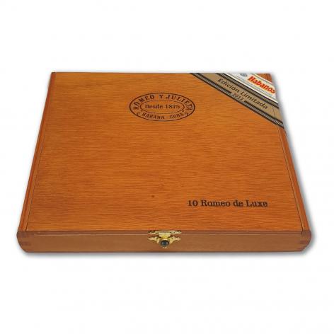 Lot 210 - Romeo y Julieta Romeo de Luxe 