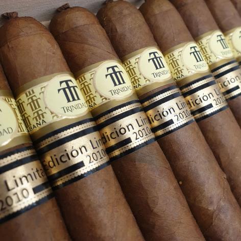 Lot 213 - Trinidad Short Robusto T