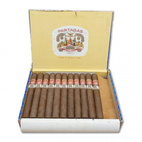 Lot 21 - Partagas Coronas 