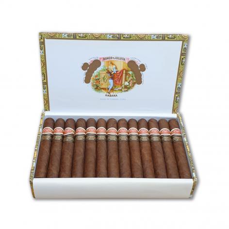 Lot 230 - Romeo y Julieta Escudos 