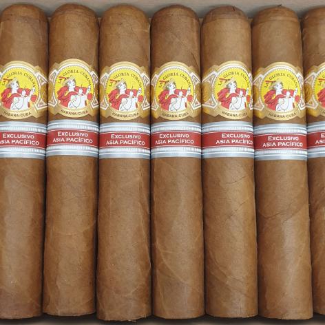 Lot 230 - La Gloria Cubana Revolution