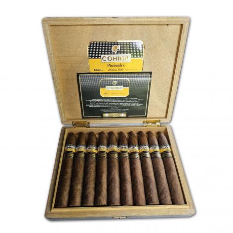 Lot 234 - Cohiba Piramides