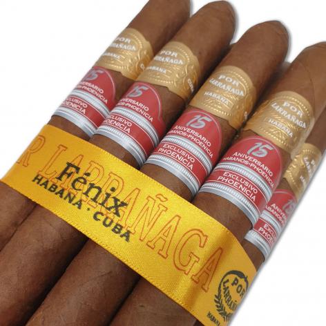 Lot 235 - Por Larranaga Fenix 