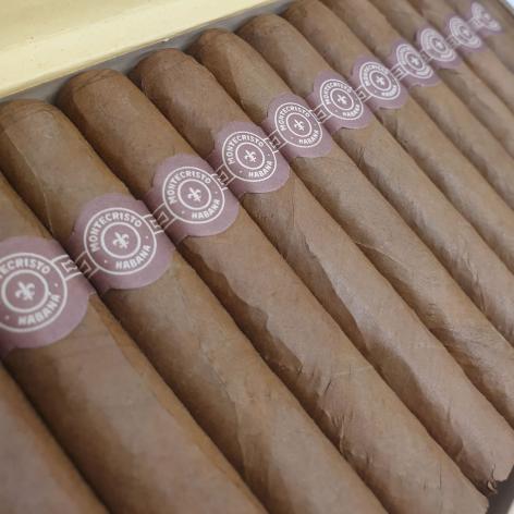 Lot 23 - Montecristo No. 5 