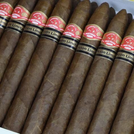 Lot 270 - Partagas Piramides