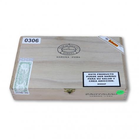 Lot 275 - Partagas Serie P No. 2